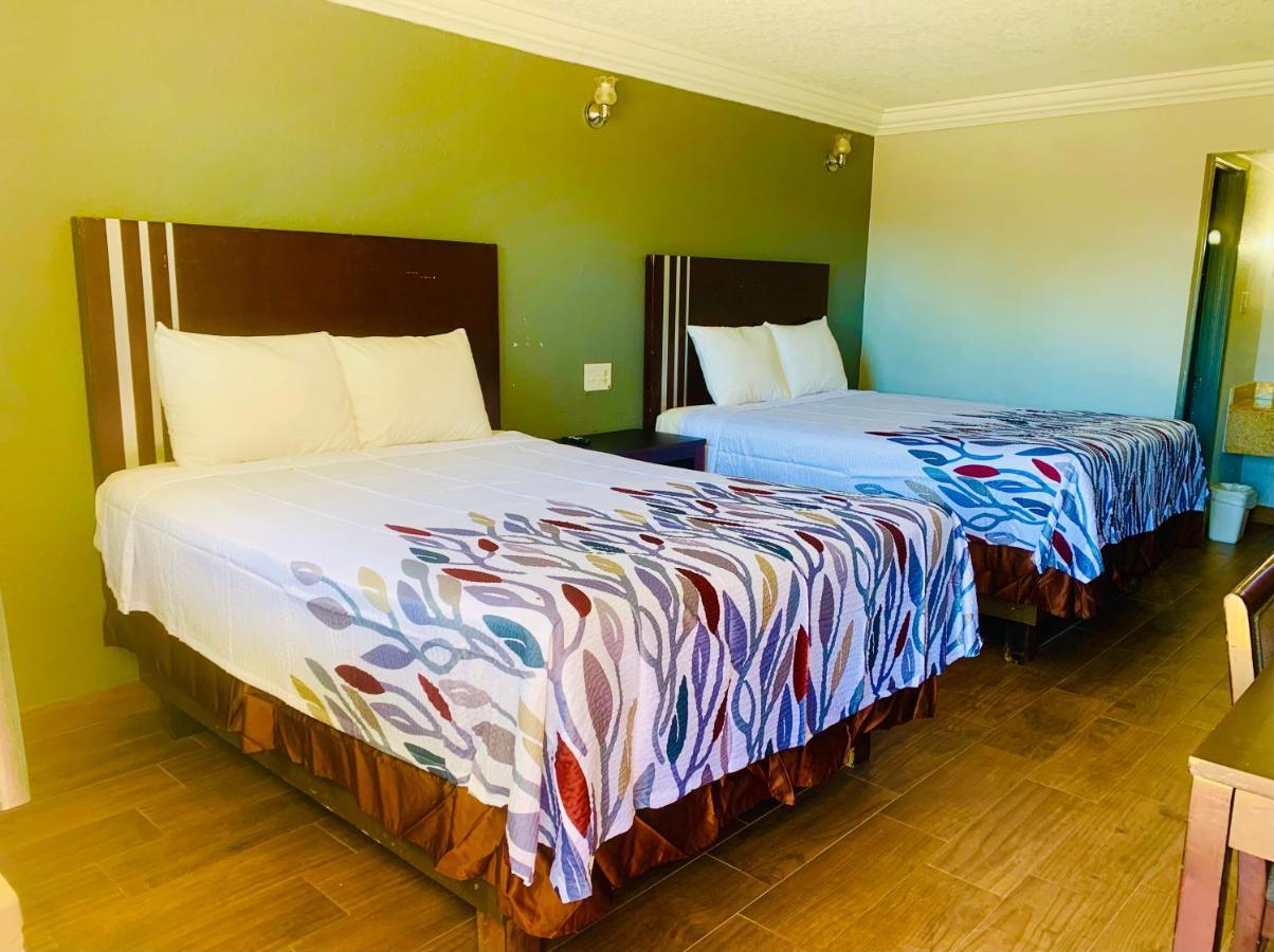 Budget Inn And Suites Crowley ภายนอก รูปภาพ