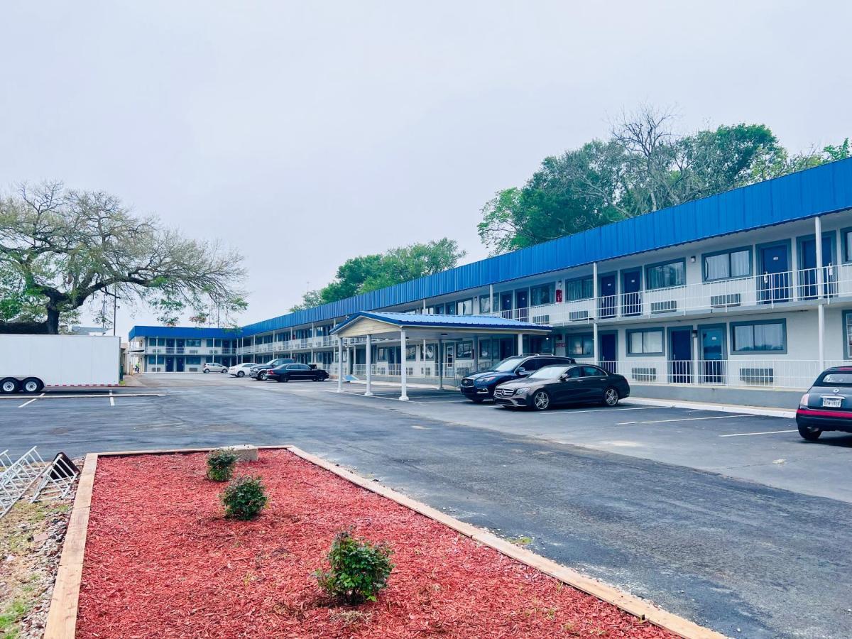Budget Inn And Suites Crowley ภายนอก รูปภาพ